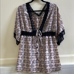 Hazel Anthropologie M print top